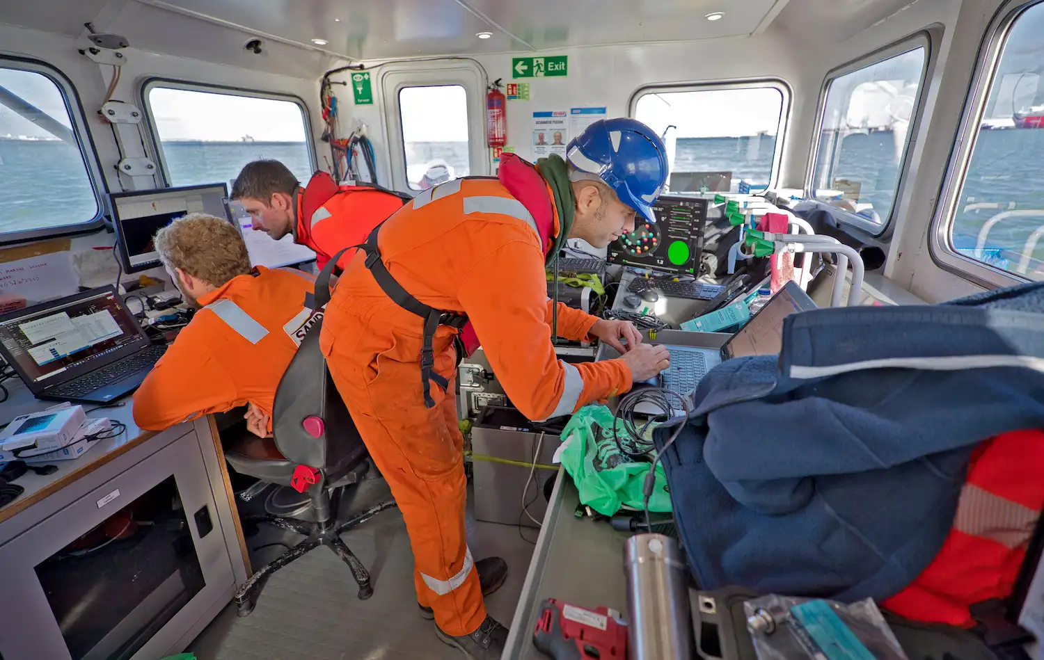 Offshore risk assessment for a submarine cable route