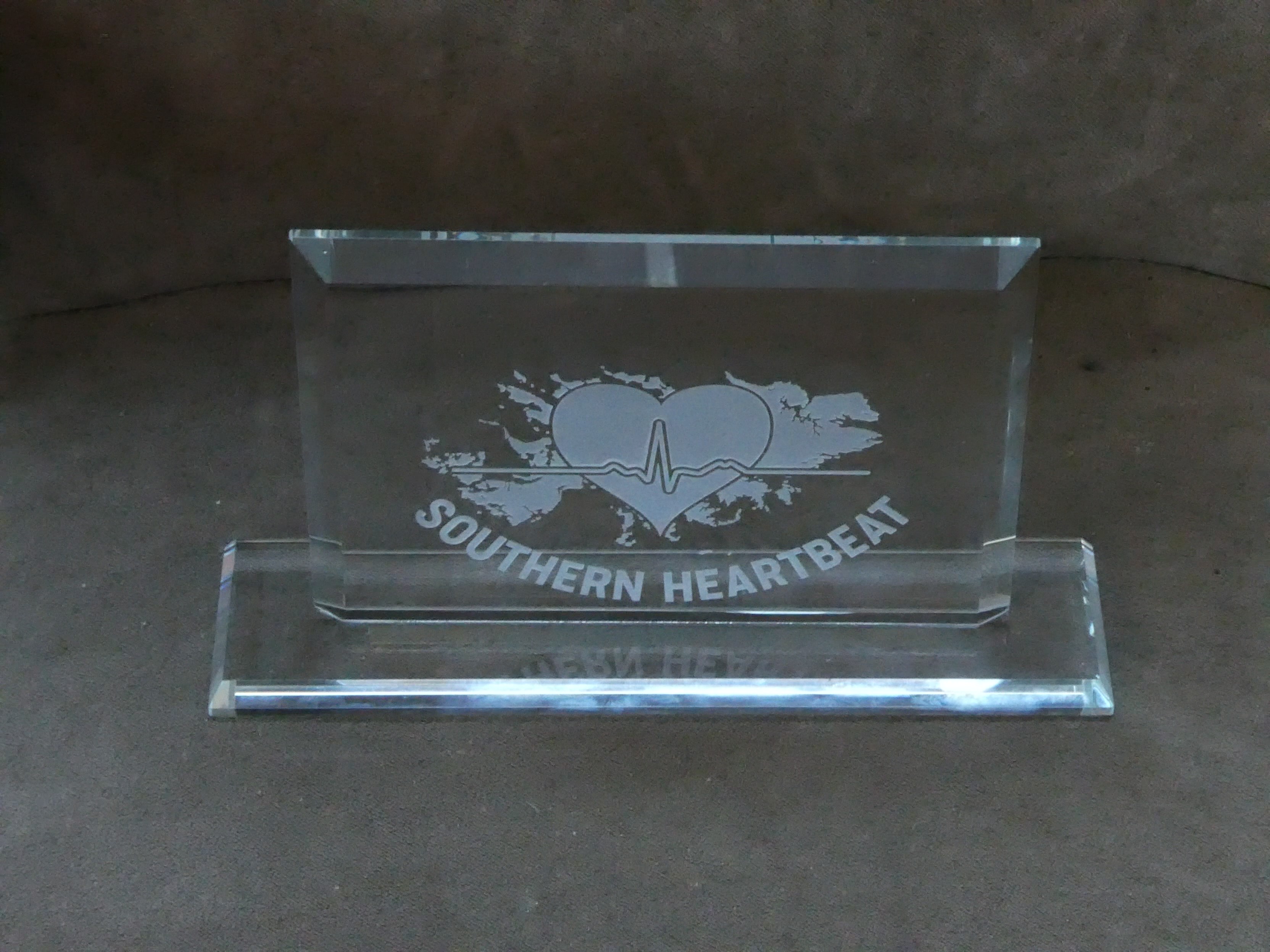 Falkland Islands team thanked for supporting defibrillator charity